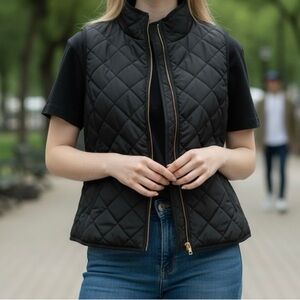 Old Navy Black Quilted Puffer Vest Women Small Minimalist